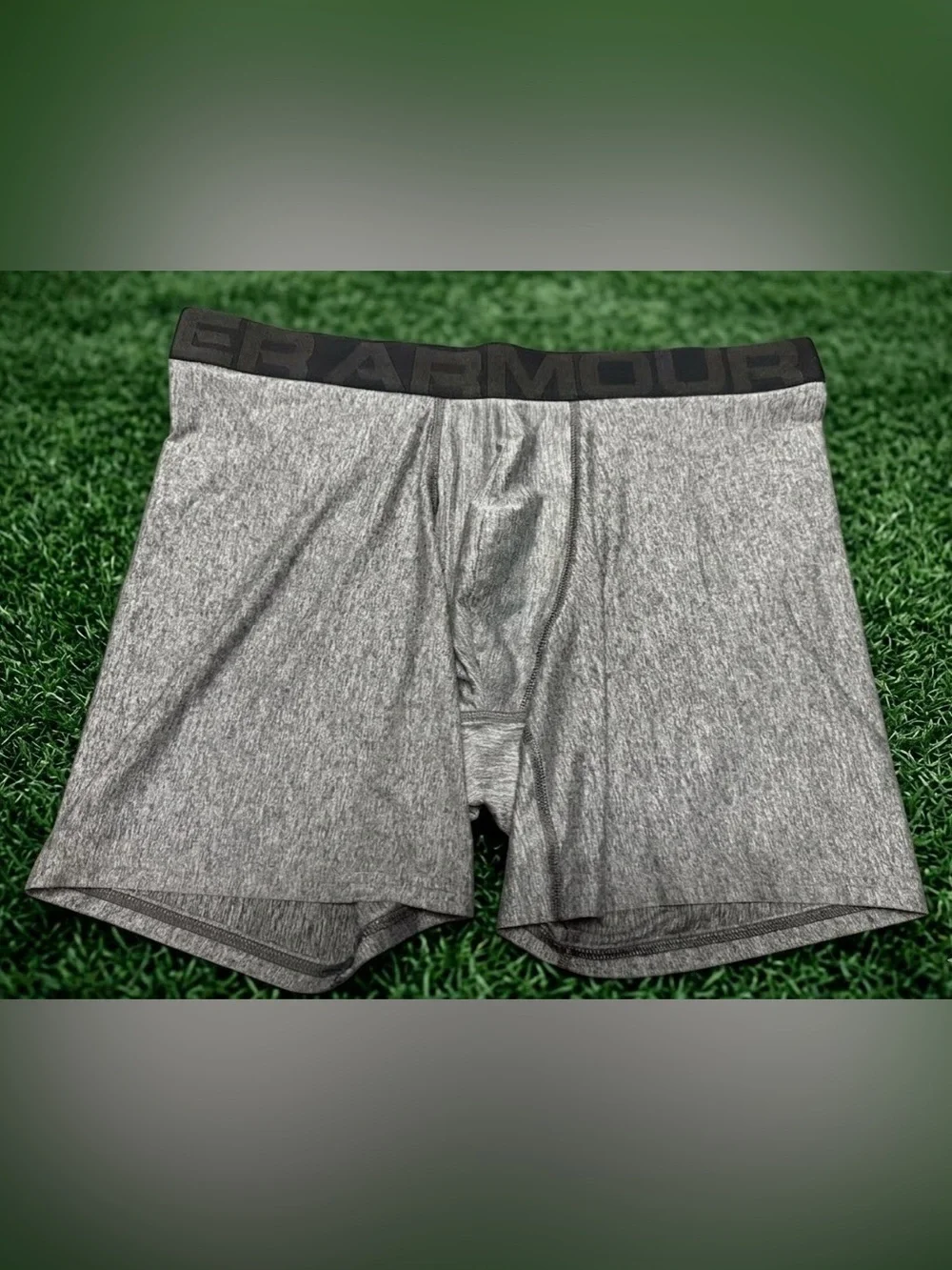New no tags Under Armour Men's Boxer Briefs XL